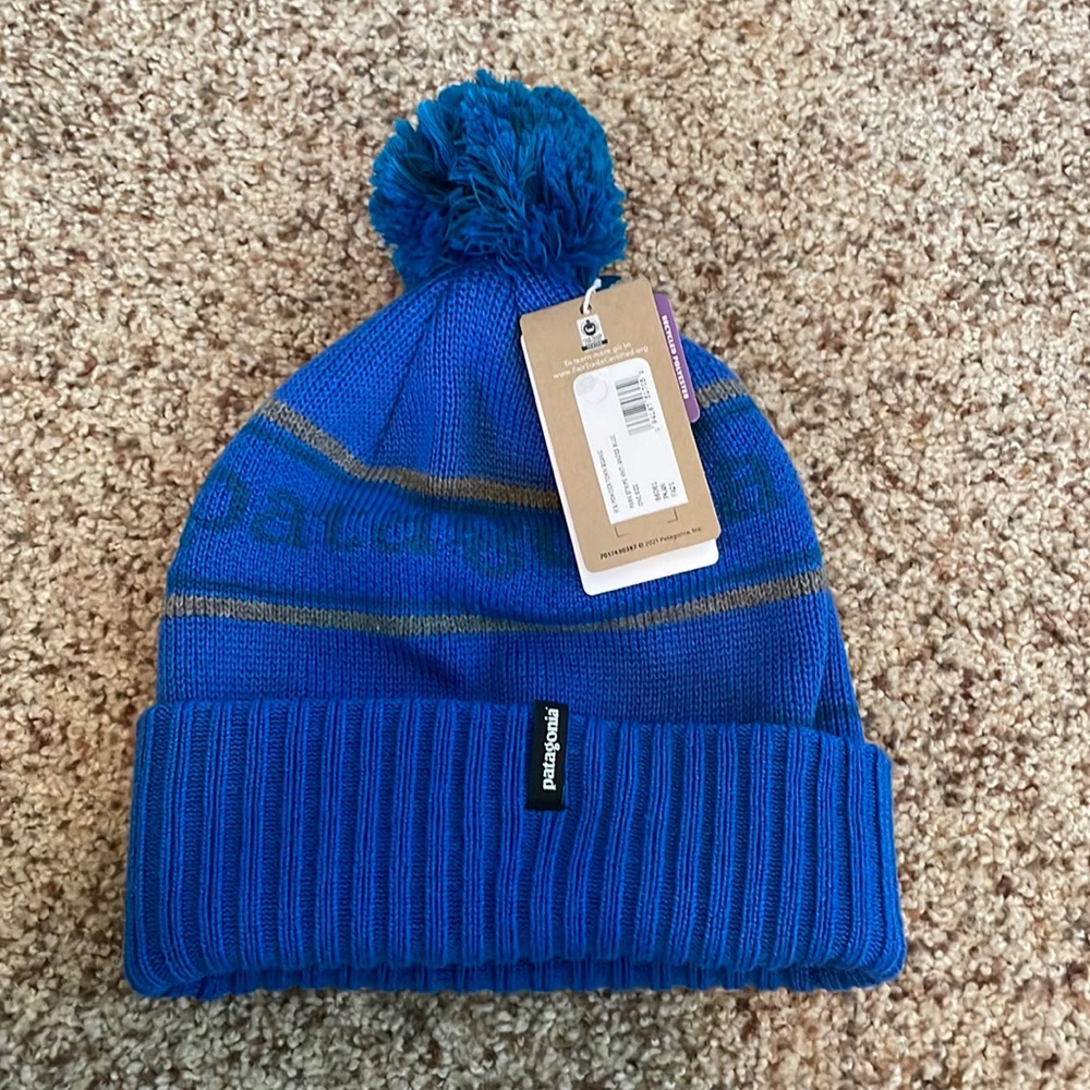 NWT Youth Patagonia Winter Hat